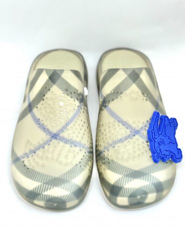 Burberry Stingray Clog Rubber Pool Slide ( Taille 36 )