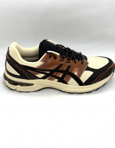 Asics Gel-Terrain Vanilla Black ( Taille 44 )