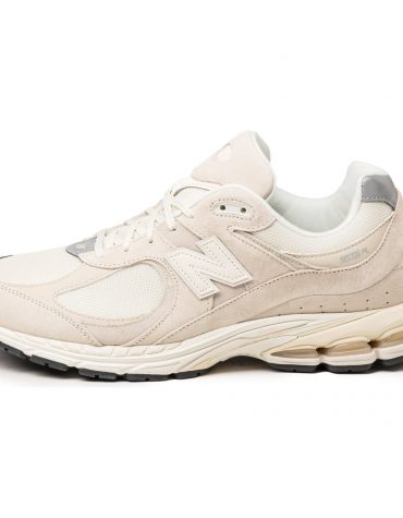 New Balance 2002R Off White Taille 42 PAS DE SEMELLE